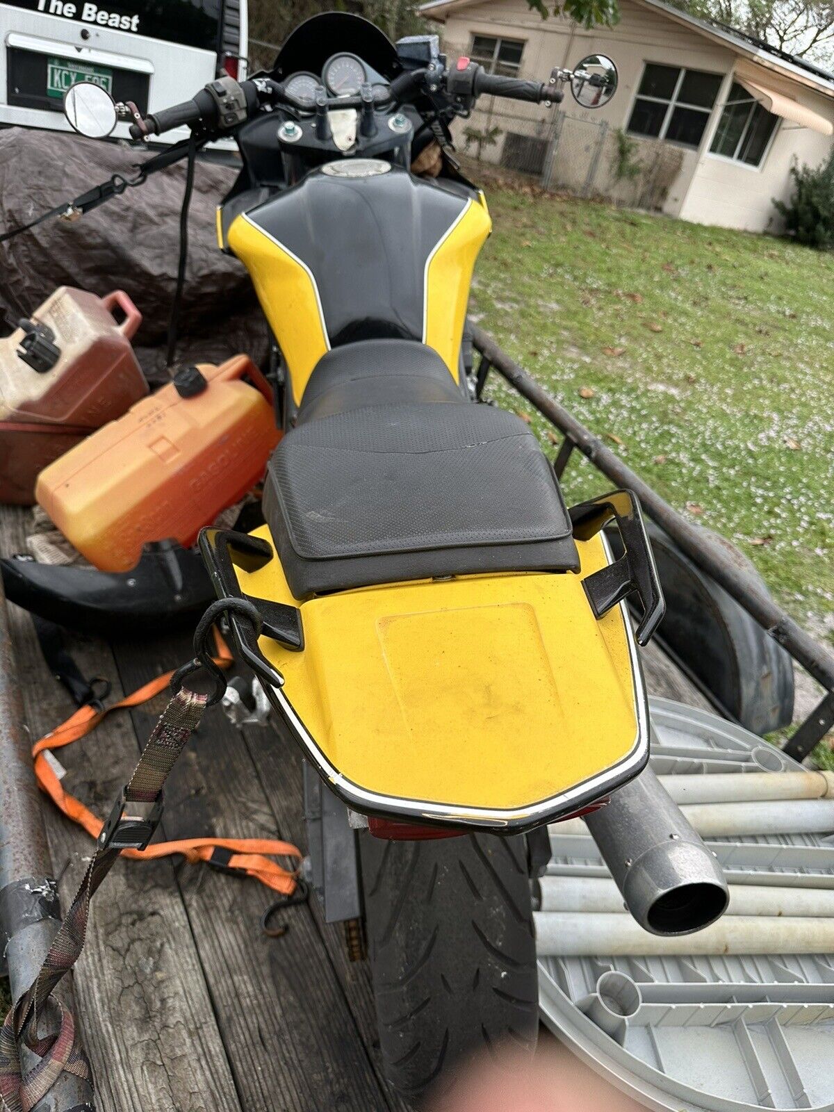 SOLD 03 Yamaha FZ1 Fuel Gas Petrol Tank Cell