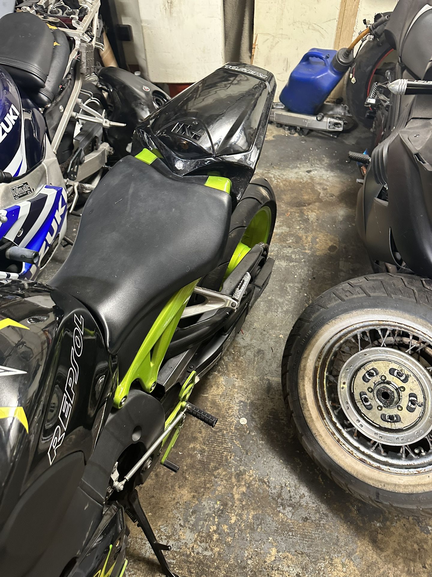 SOLD - 2009 Honda CBR 1000 CBR1000RR - Nice! - Honeycomb Wheels Financing Available