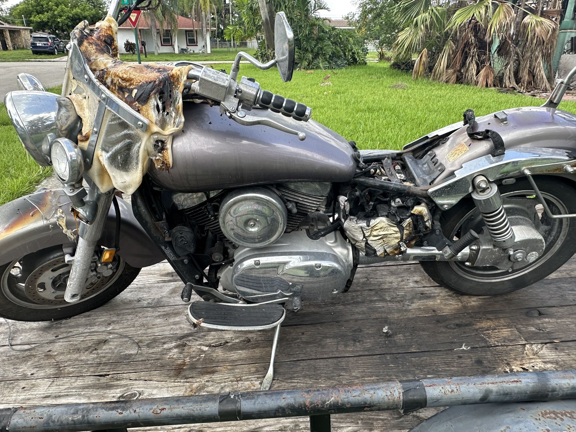 Kawasaki vulcan 500 gas tank hot sale for sale