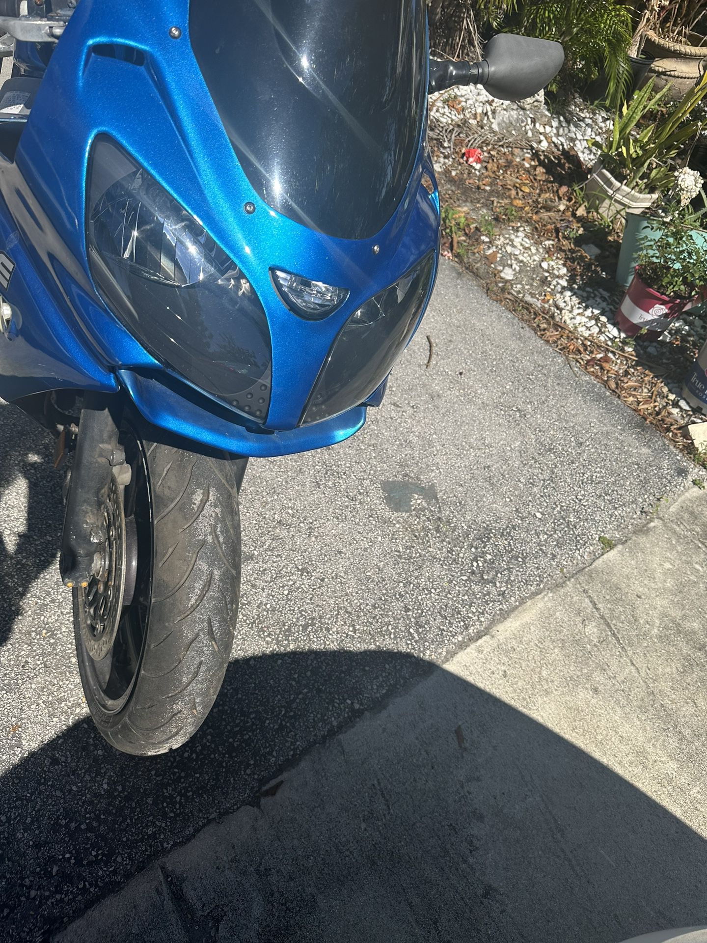 00 Kawasaki ZX9 ZX-9 Very Clean Ninja 900 - Parts available as well