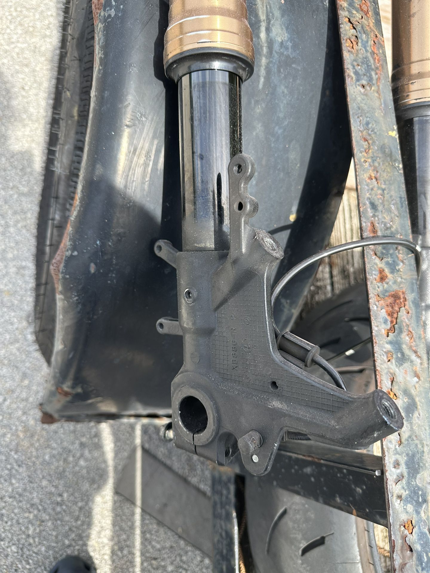 SOLD SOLD 08 - 20 Suzuki Hayabusa Front End Forks Front Rim Triple Trees Clip-ons GSX1300R Busa