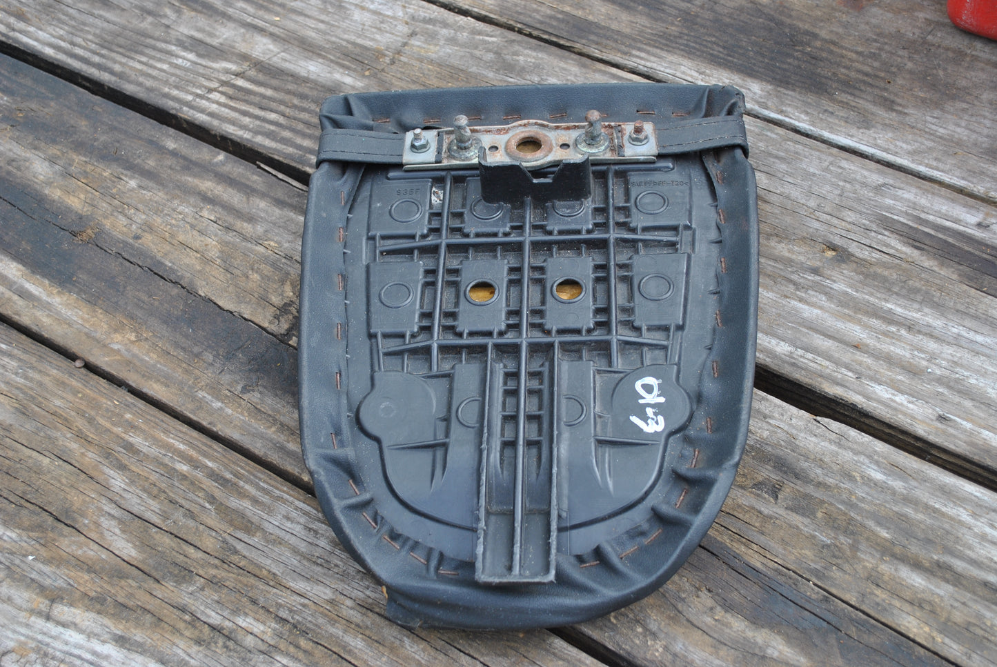00 - 03 Suzuki GSXR 750 01 - 03 GSXR 600 01 02 GSXR 1000 Rear Back Passenger Seat Pad Pillion