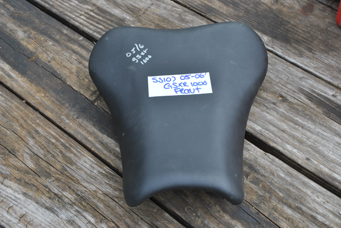 05 06 Suzuki GSXR1000 GSXR 1000 Front Driver Rider Seat Pad Pillion