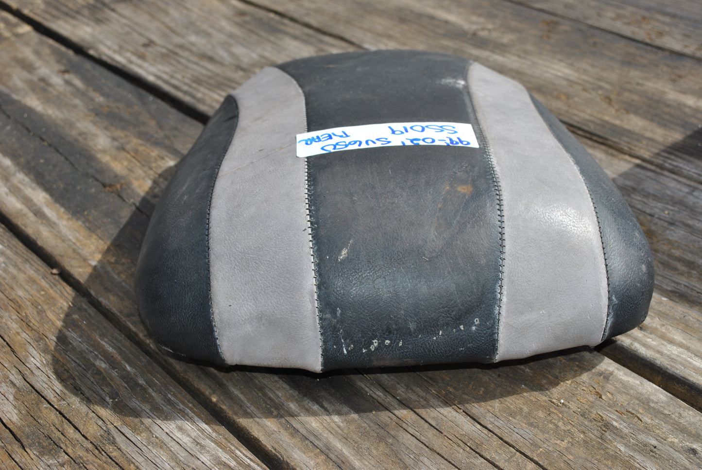 99 00 01 02 Suzuki SV650 SV 650 Rear Back Passenger Seat Pad Pillion