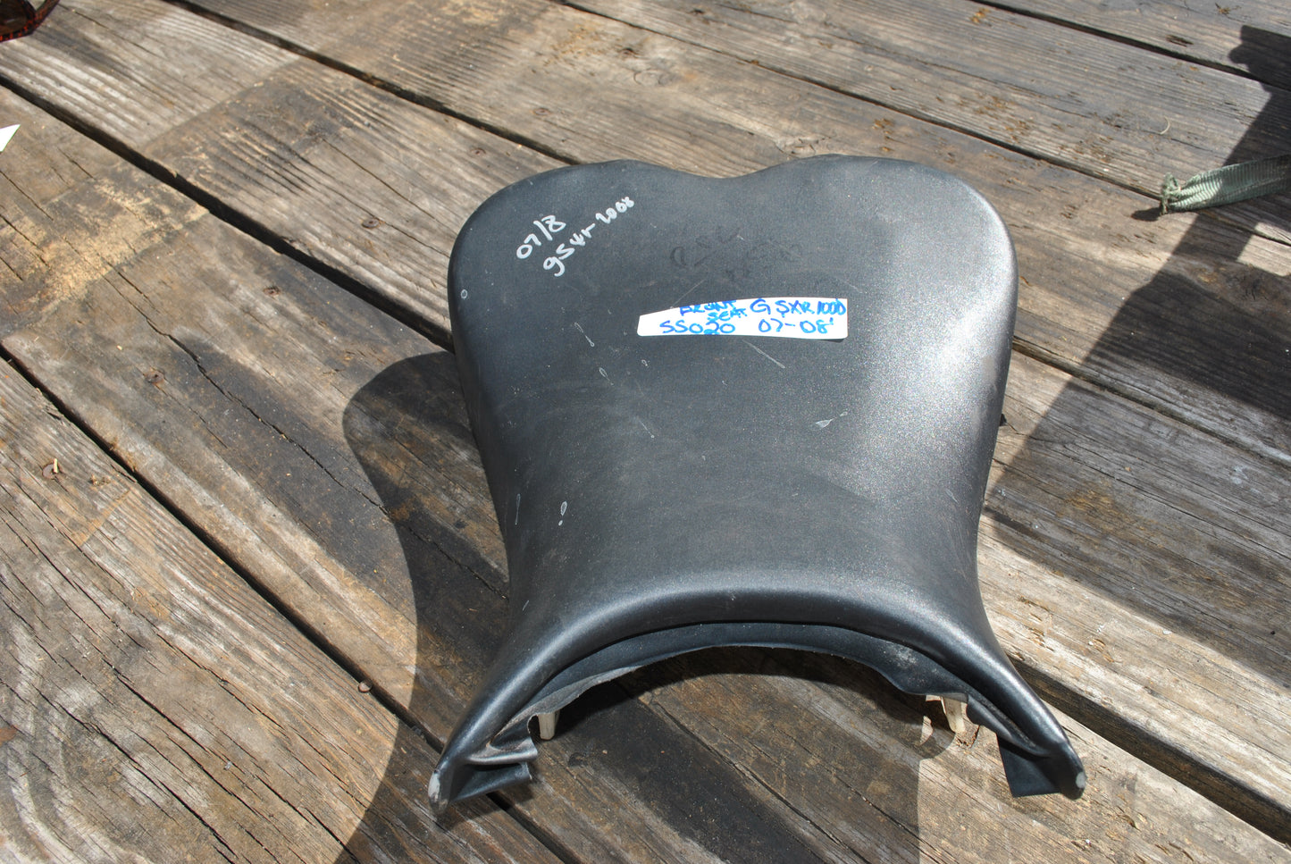 07 08 Suzuki GSXR 1000 GSXR1000 Front Driver Rider Seat Pad Pillion