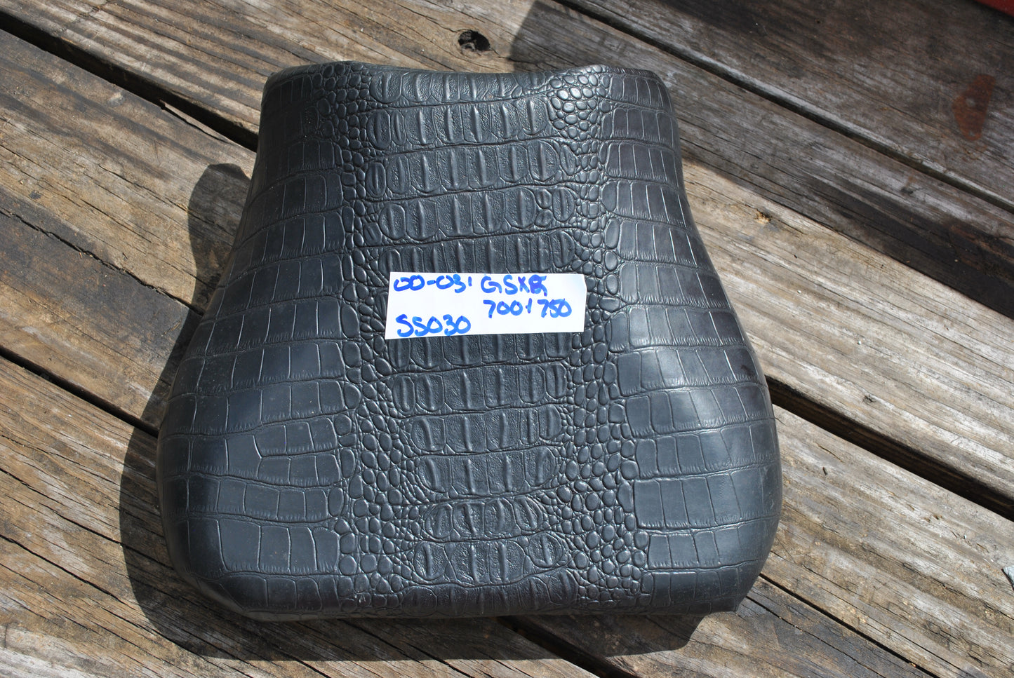 SOLD SOLD 00 - 03 Suzuki GSXR 750 01 - 03 GSXR 600 01 02 GSXR 1000 Front Seat Driver Rider Pad Pillion