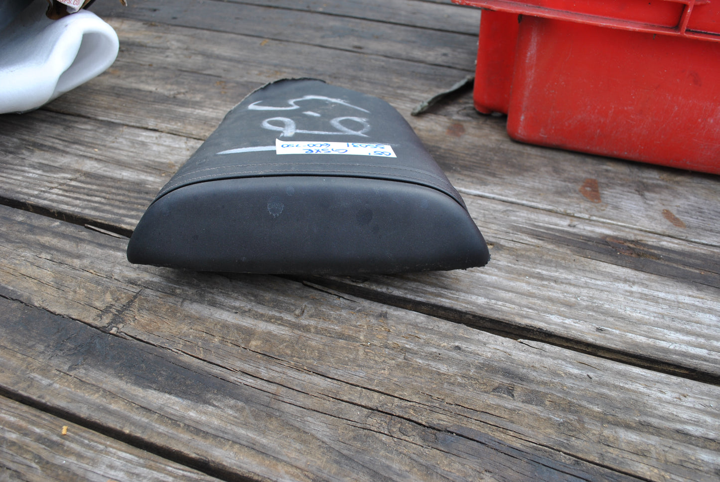 04 05 Suzuki GSXR 600 750 Rear Passenger Seat Pillion GSXR600 GSXR 750 - Torn