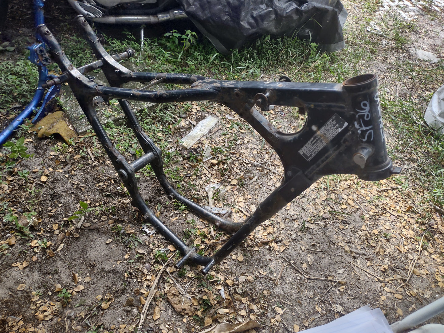 2004 Suzuki Savage 650 Main Frame Chassis LS650 LS EZ Reg