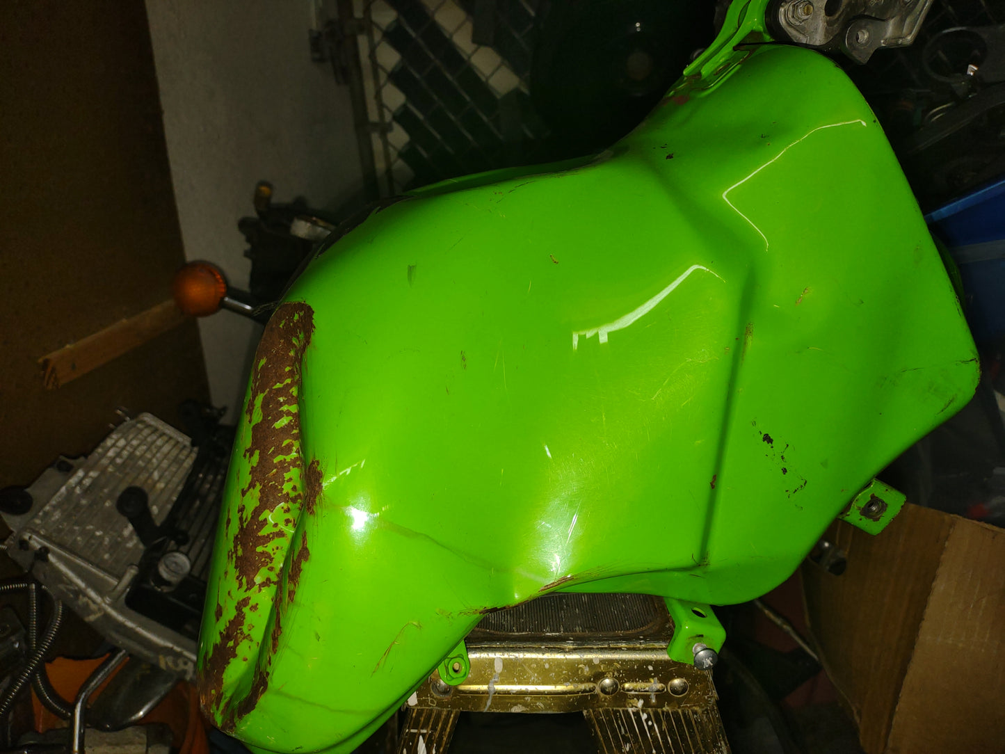 05 06 Kawasaki 636 ZX-6R Gas Fuel Petrol Tank ZX6 ZX-6 Latch sold