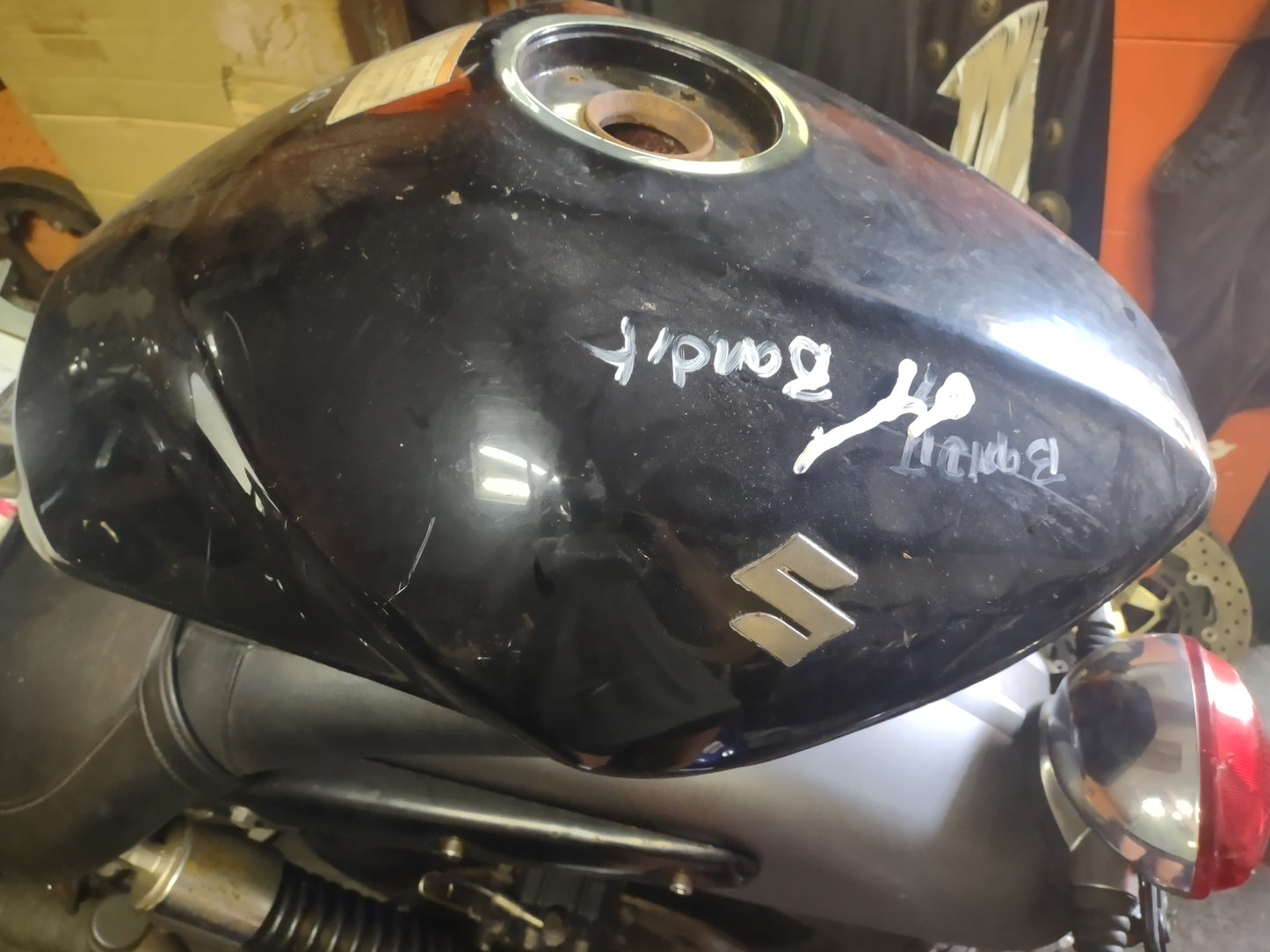 SOLD 07-09 Suzuki Bandit 1250S 1250 Gas Fuel Petrol Tank Cell GSF1250 GSF