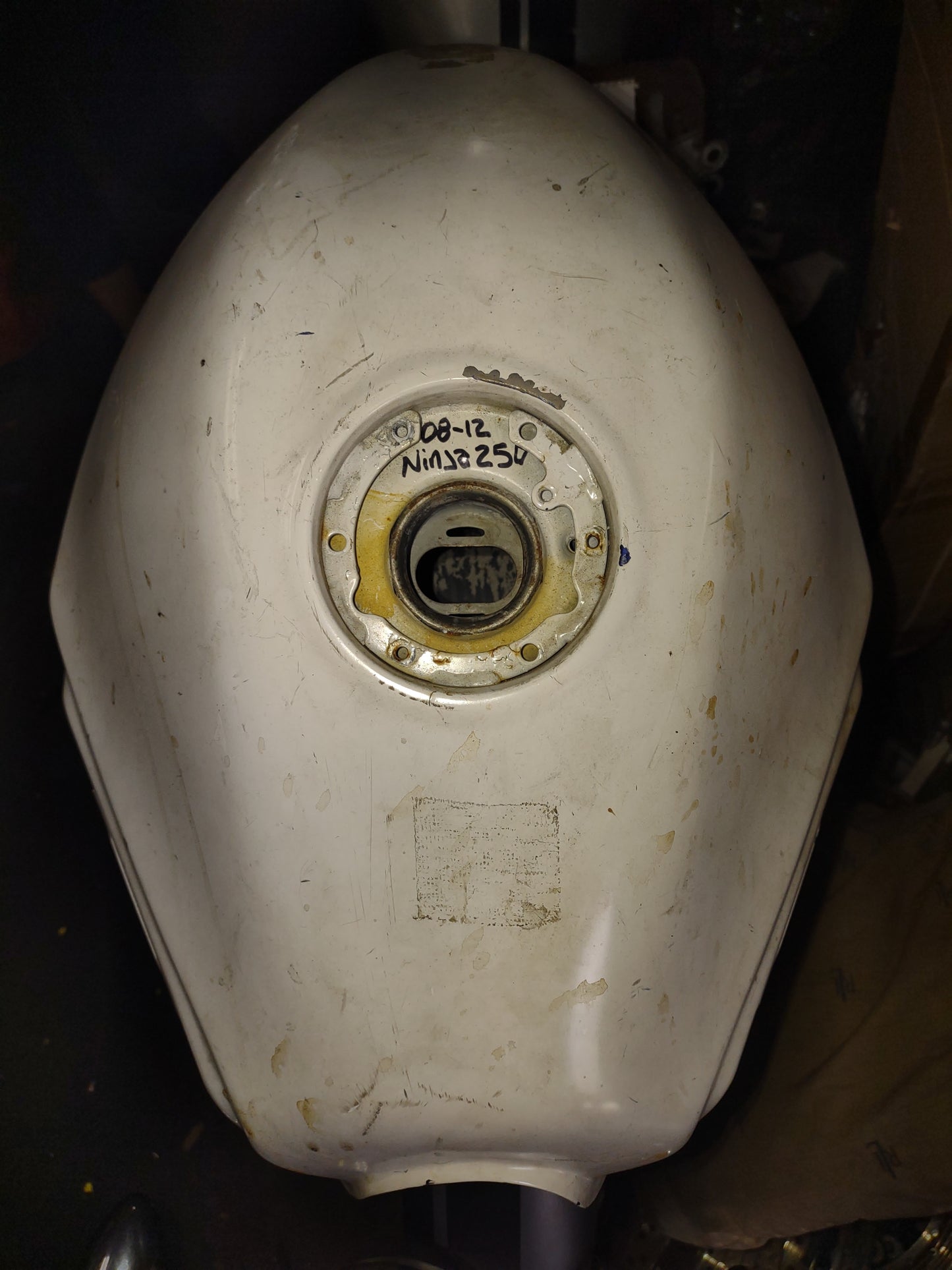 08 - 12 Kawasaki EX250 Ninja 250 Gas Tank Fuel Petrol Cell EX