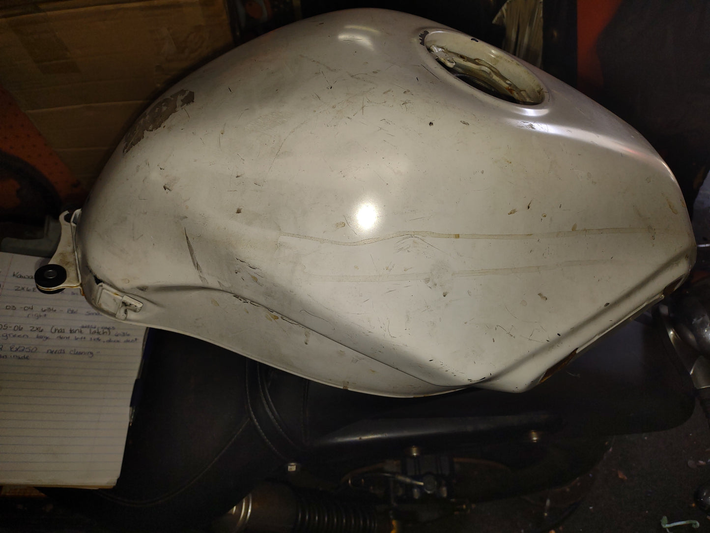 08 - 12 Kawasaki EX250 Ninja 250 Gas Tank Fuel Petrol Cell EX