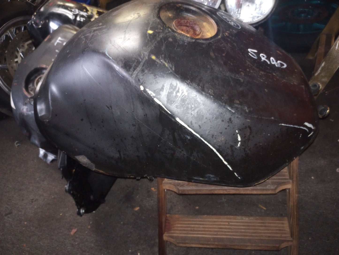 04 05 Suzuki GSXR 600 750 Gas Tank Fuel Petrol Cell GSXR600 GSXR750