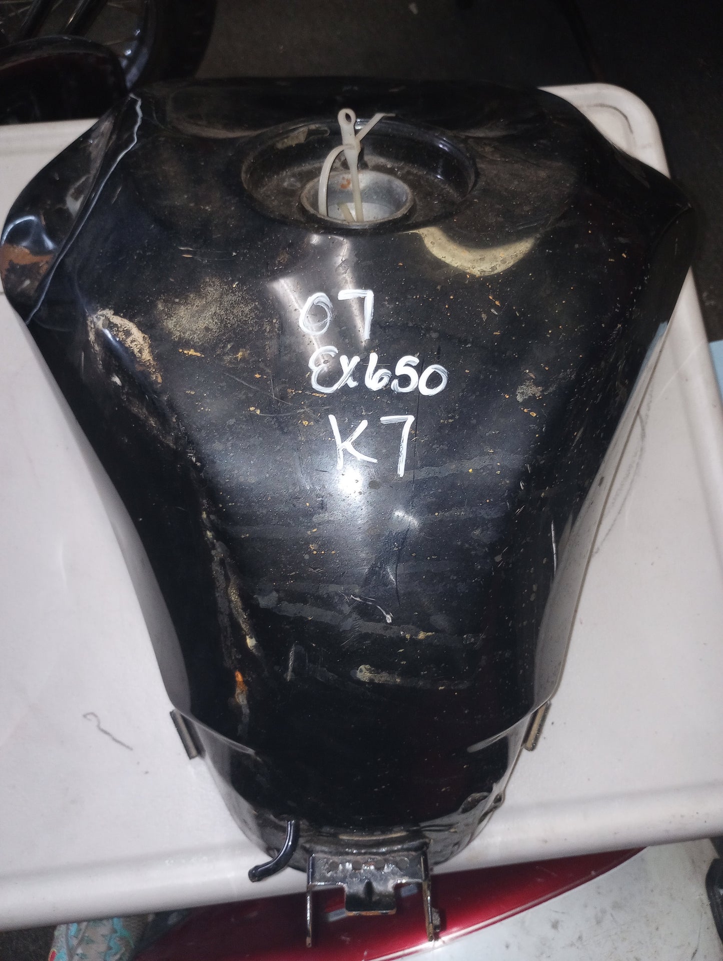 09 ZX-6R ? ZX-6 ZX6R Gas Tank Fuel Petrol Cell Read Listing