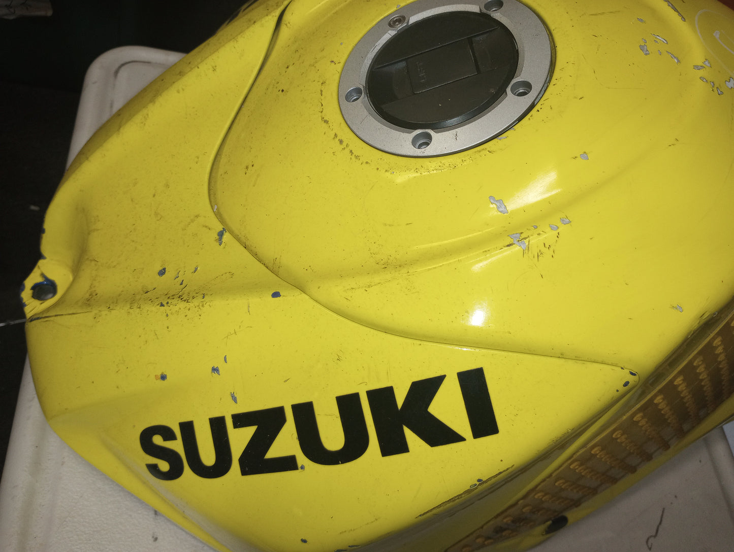 08 09 Suzuki GSXR600 GSXR 600 750 Gas Fuel Petrol Tank With Plastic Cover Free Shipping