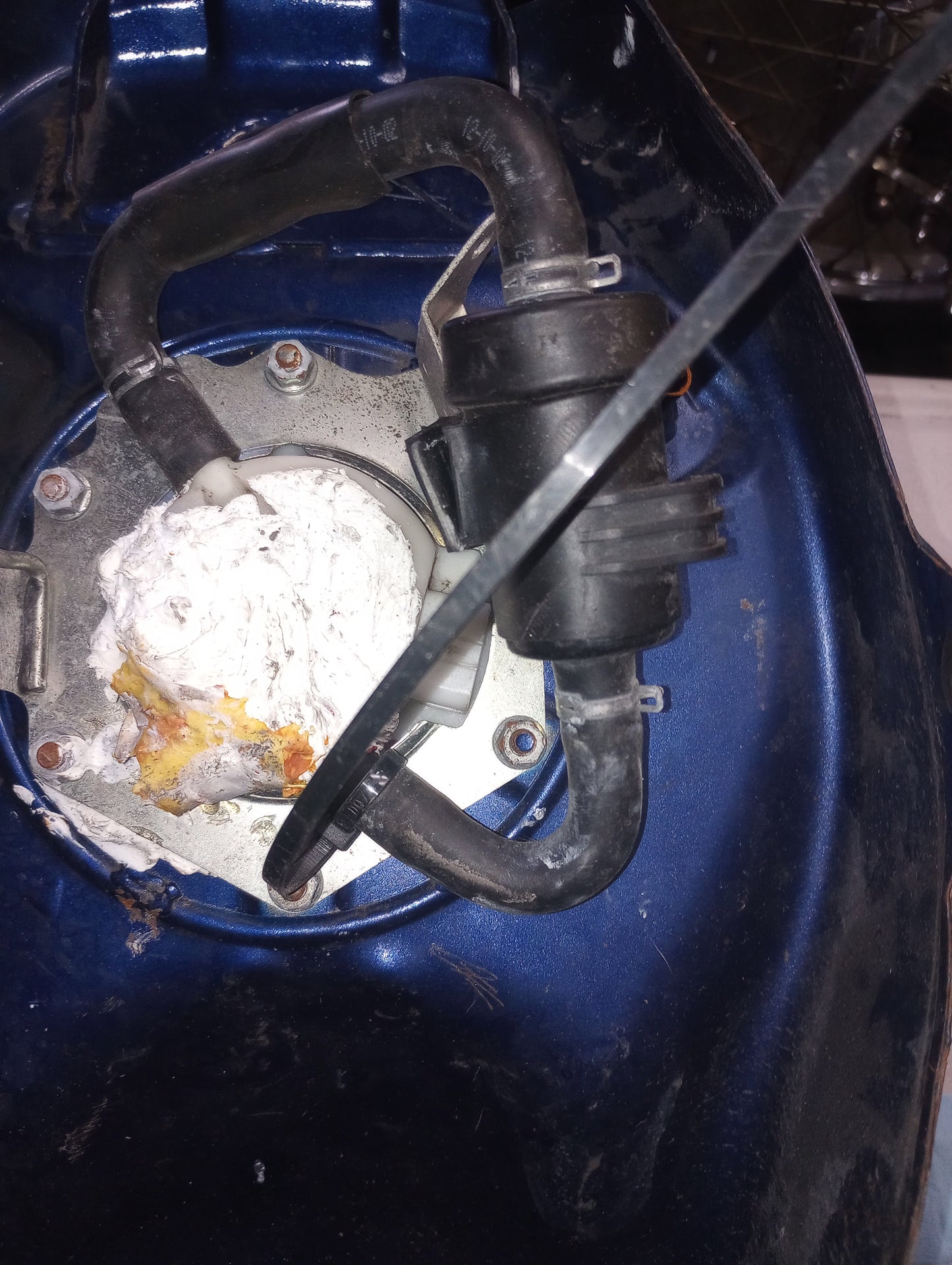 Honda CBR250R CBR 250 Gas Fuel Petrol Tank CBR250