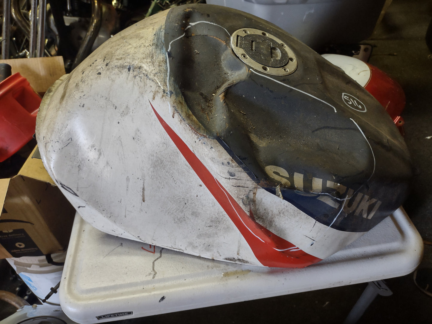 SOLD 01-03 Suzuki GSXR 600 00-03 750 1000 Gas Fuel Petrol Tank Cell