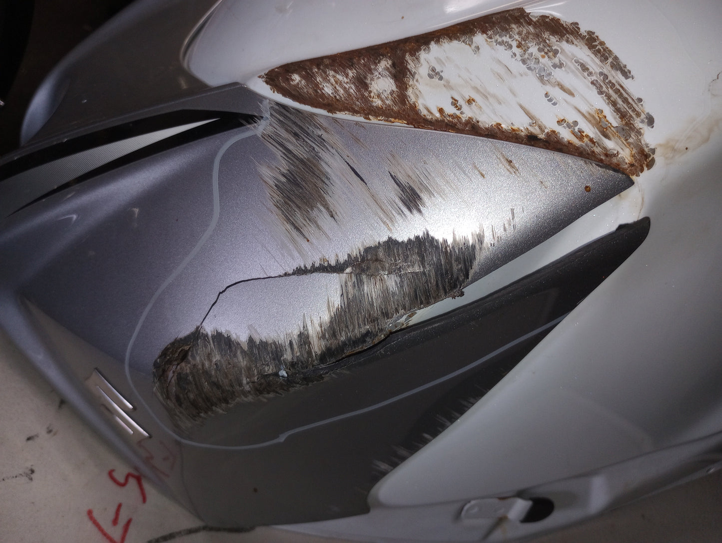 07 08 Suzuki GSXR 1000 Gas Tank GSXR1000 Fuel Petrol Cell