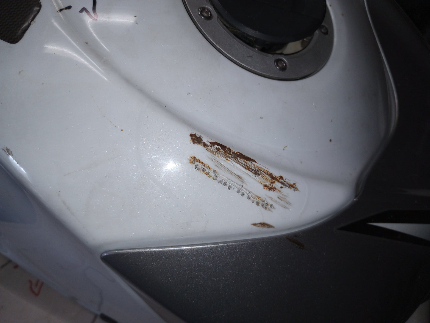 07 08 Suzuki GSXR 1000 Gas Tank GSXR1000 Fuel Petrol Cell