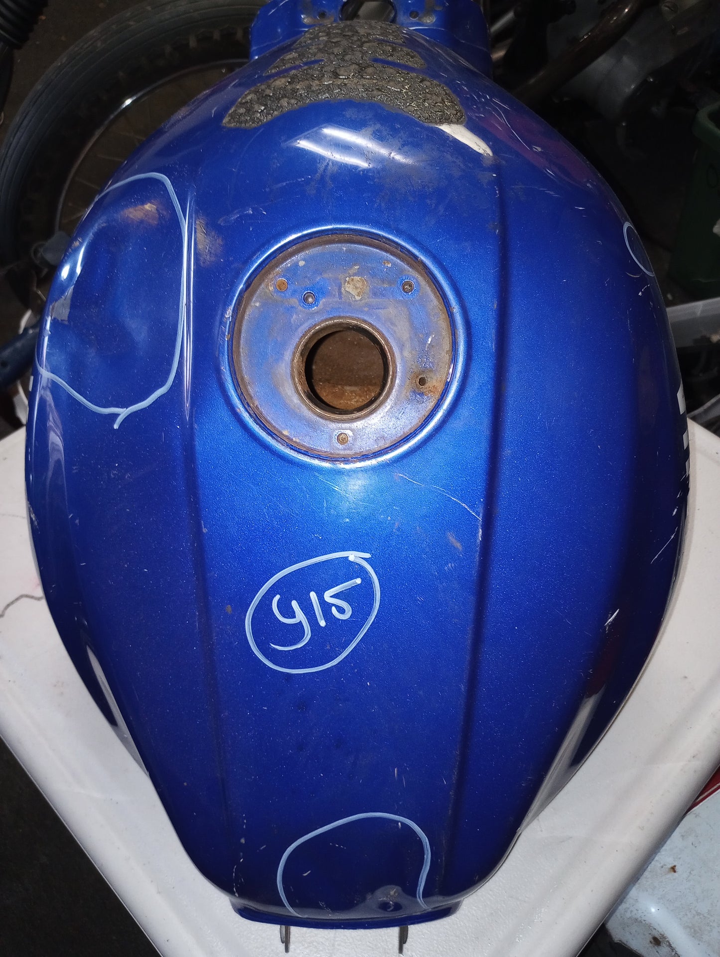 Yamaha YZF 600 Gas Tank Fuel Petrol Cell Reservoir YZF600