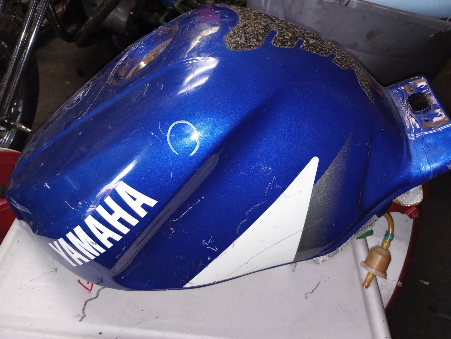Yamaha YZF 600 Gas Tank Fuel Petrol Cell Reservoir YZF600