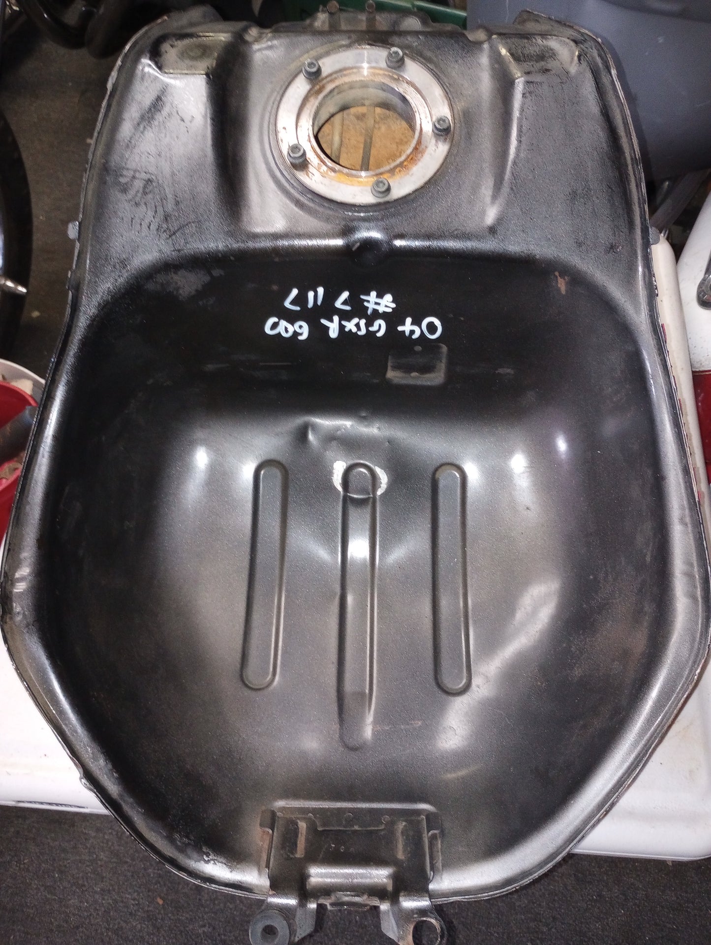 SOLD 04 05 Suzuki GSXR 600 750 Gas Tank Fuel Petrol Cell GSXR600 GSXR750 - Stunt Tank