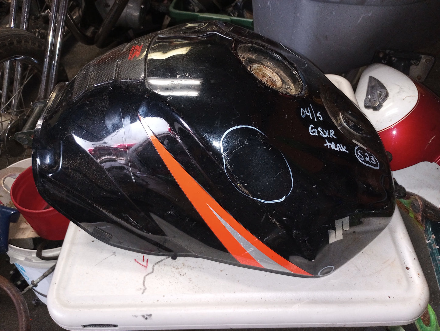 04 05 Suzuki GSXR 600 750 Gas Tank Fuel Petrol Cell GSXR600 GSXR750