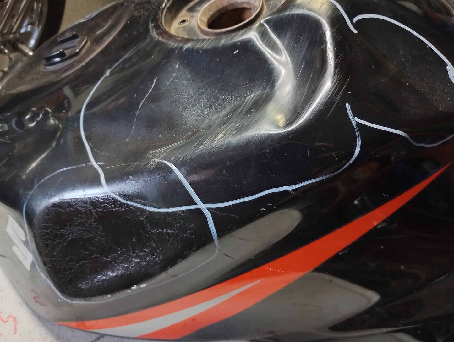 04 05 Suzuki GSXR 600 750 Gas Tank Fuel Petrol Cell GSXR600 GSXR750