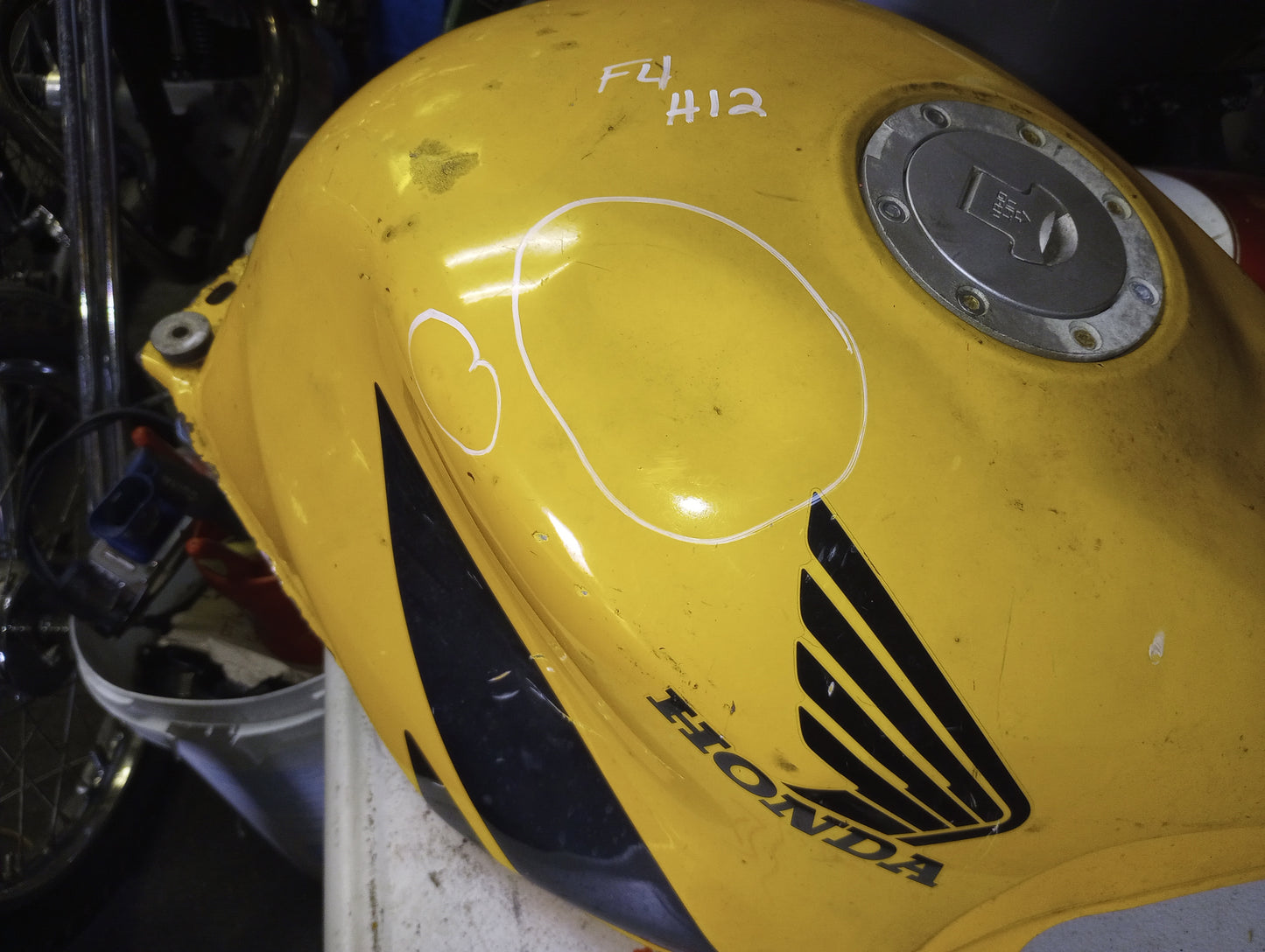 Honda CBR600 F4 CBR 600 Gas Tank Fuel Petrol Cell Reservoir