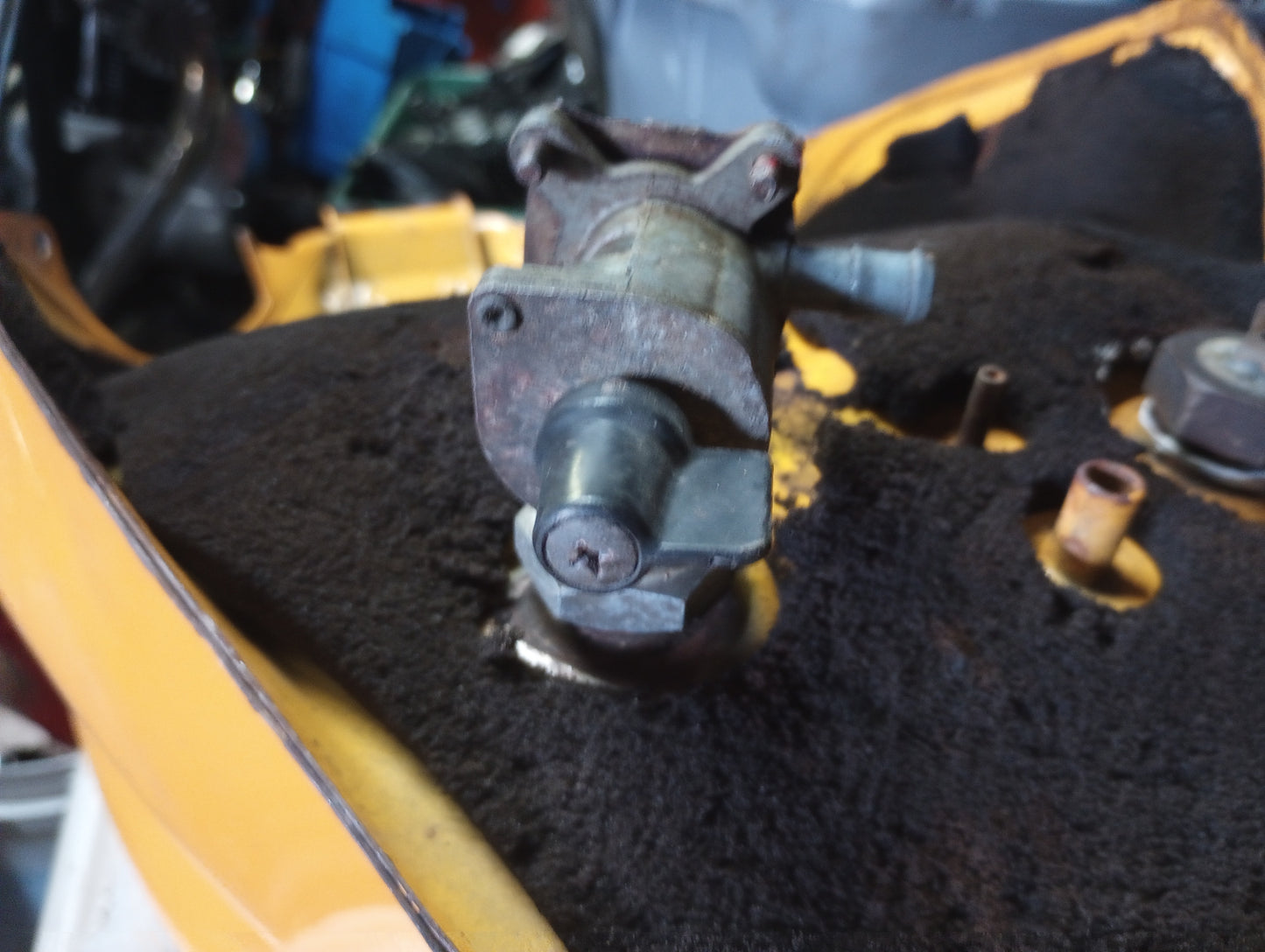 Honda CBR600 F4 CBR 600 Gas Tank Fuel Petrol Cell Reservoir