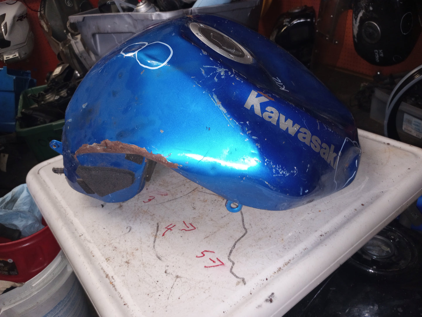 09-12 Kawasaki ZX-6R ZX-6 Gas Tank Fuel Petrol Cell ZX6 - Free Shipping