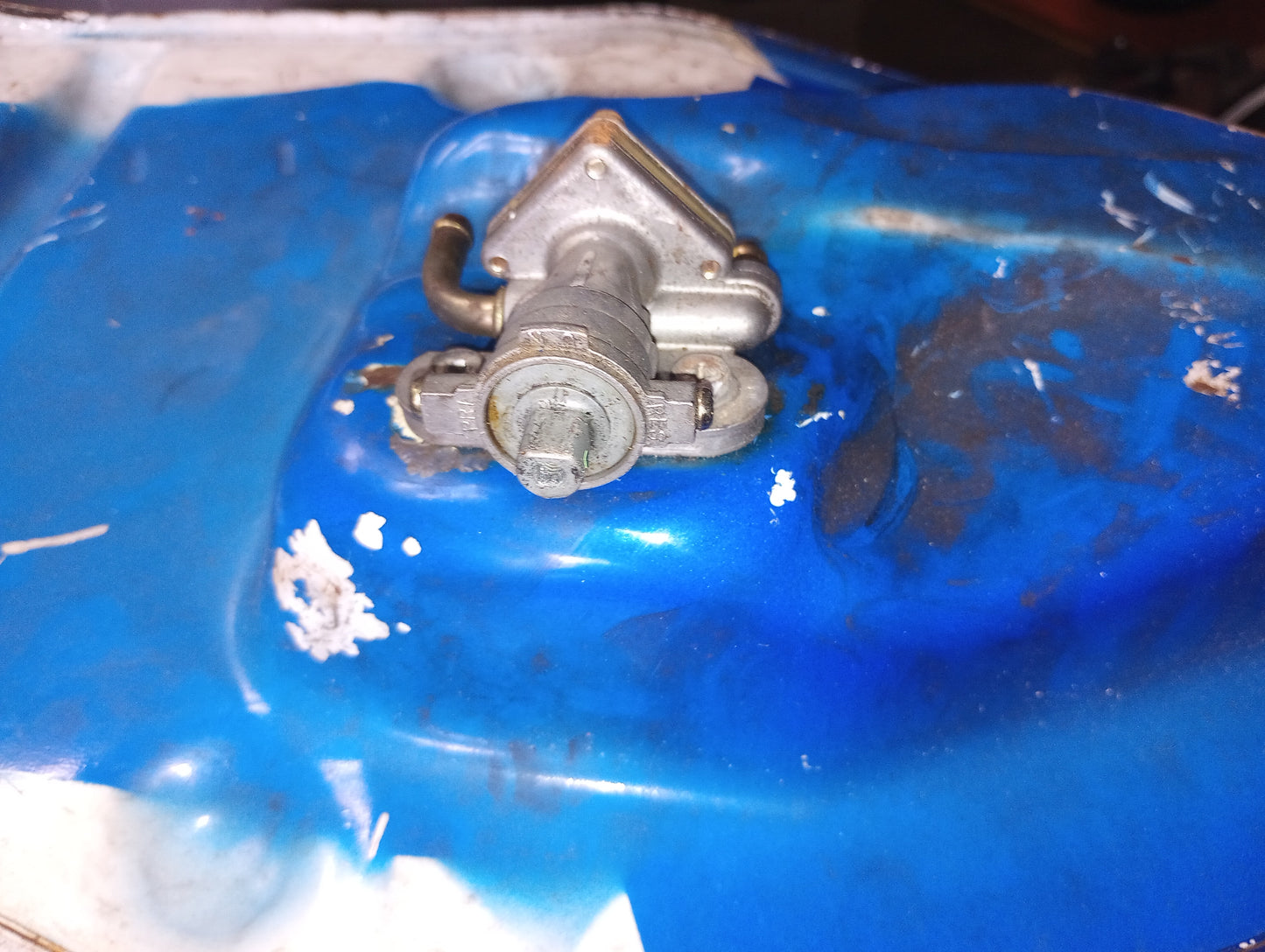 93-98 Suzuki GSXR 1100 GSXR1100 Gas Fuel Petcock OEM