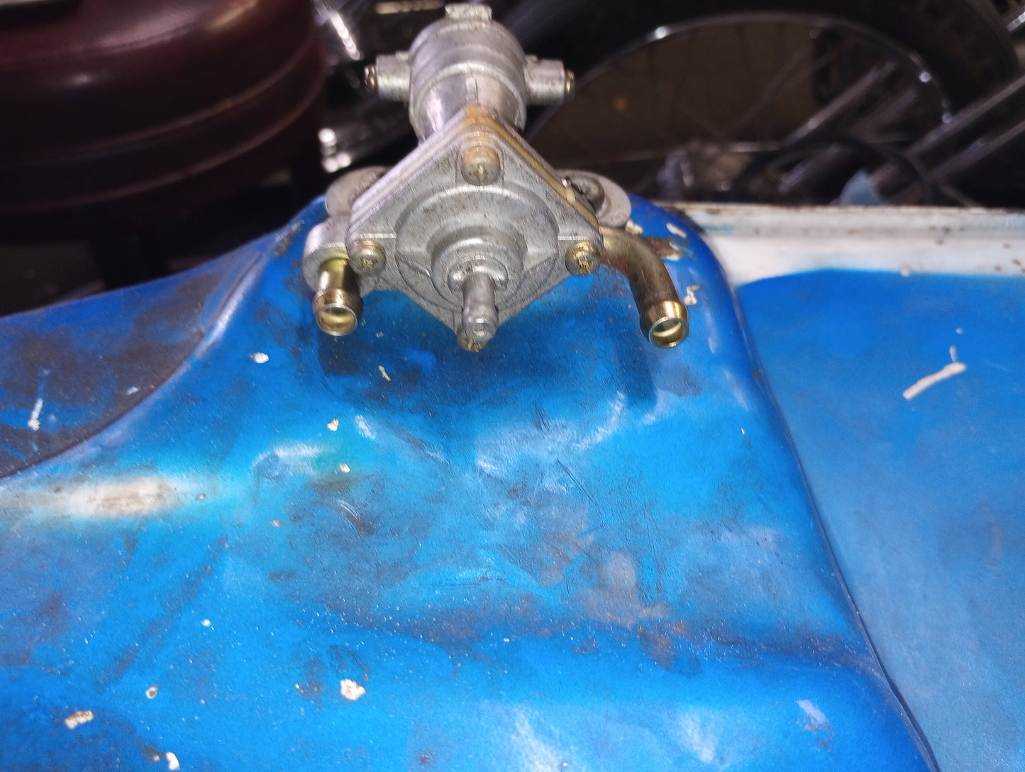 93-98 Suzuki GSXR 1100 GSXR1100 Gas Fuel Petcock OEM