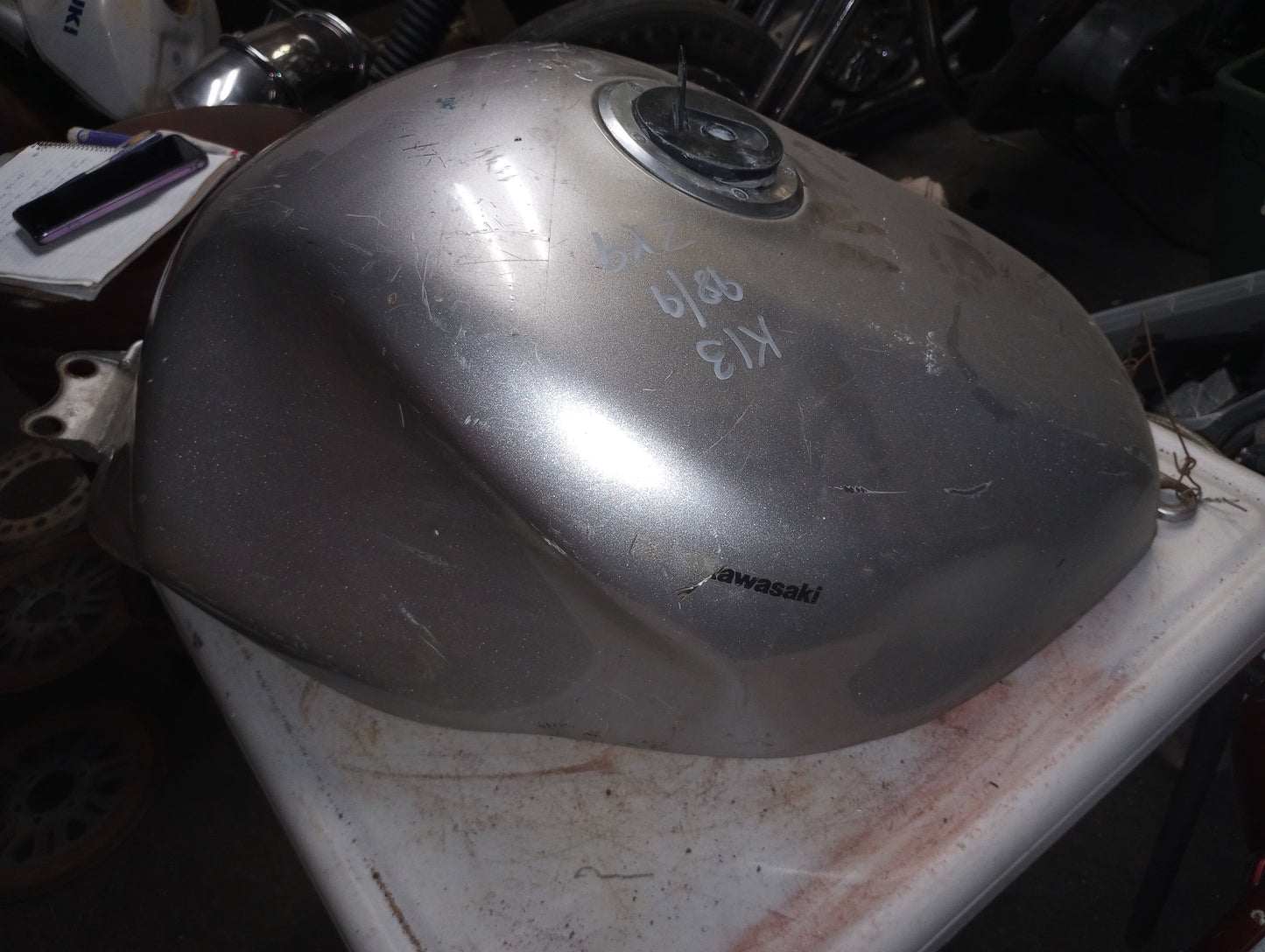 98-99 Kawasaki ZX-9 ZX9 Gas Tank Fuel Petrol Cell Ninja OEM Free Shipping ZX-9R