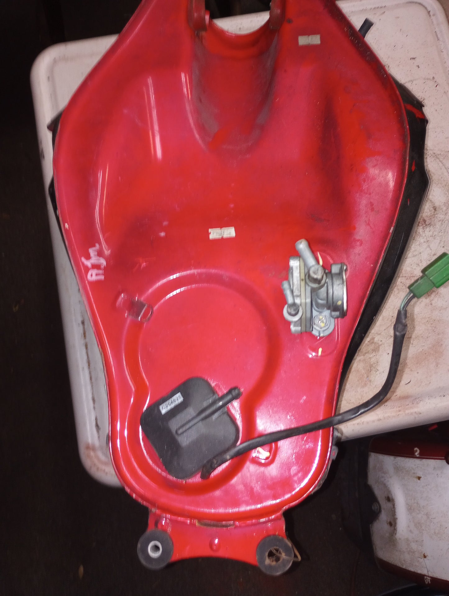 08-12 Kawasaki EX250 EX250 Ninja 250 Gas Tank Fuel Petrol Cell OEM