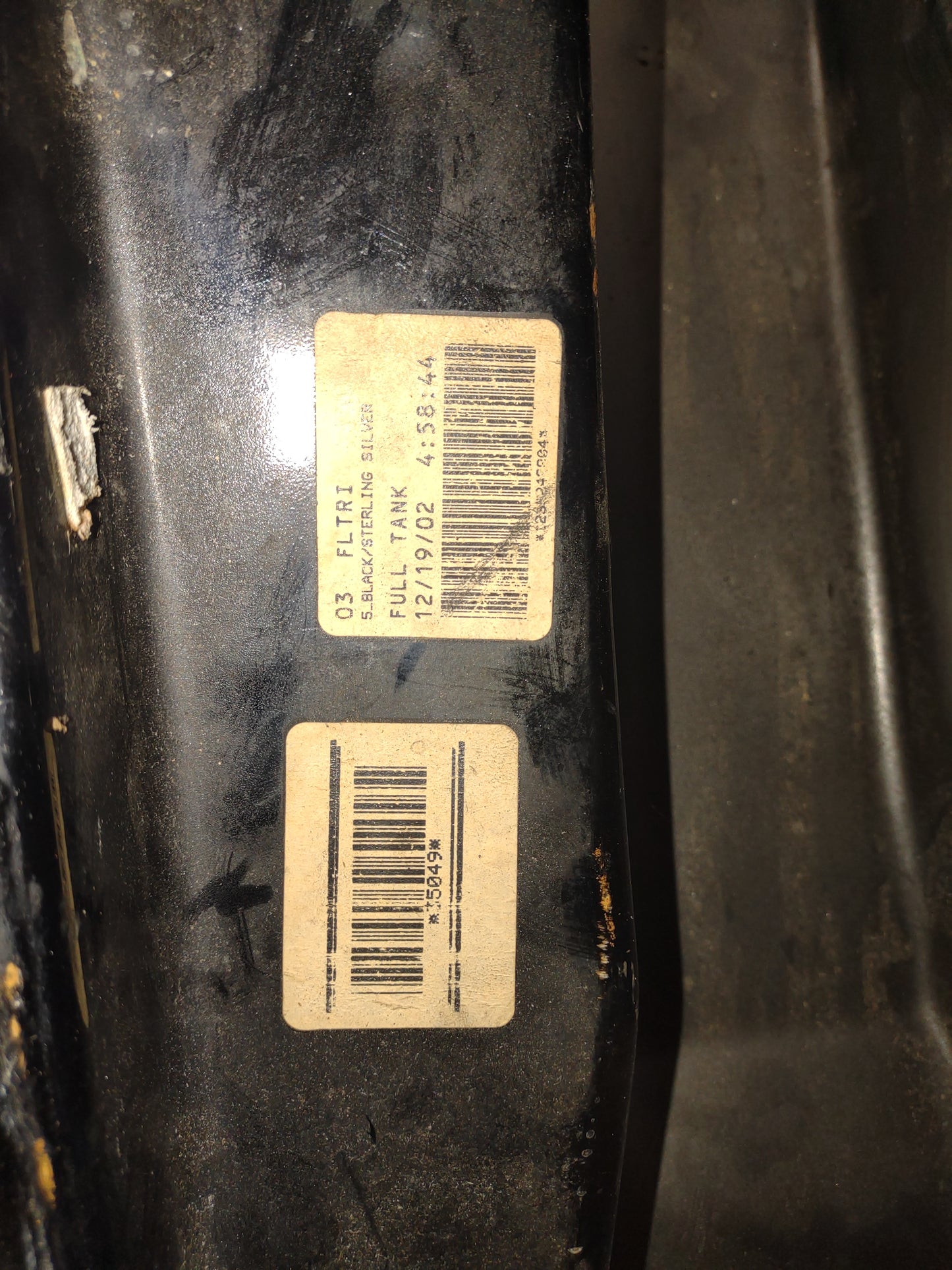 03 Harley-Davidson FLTRI Gas Tank Fuel Petrol Cell Reservoir Harley Davidson