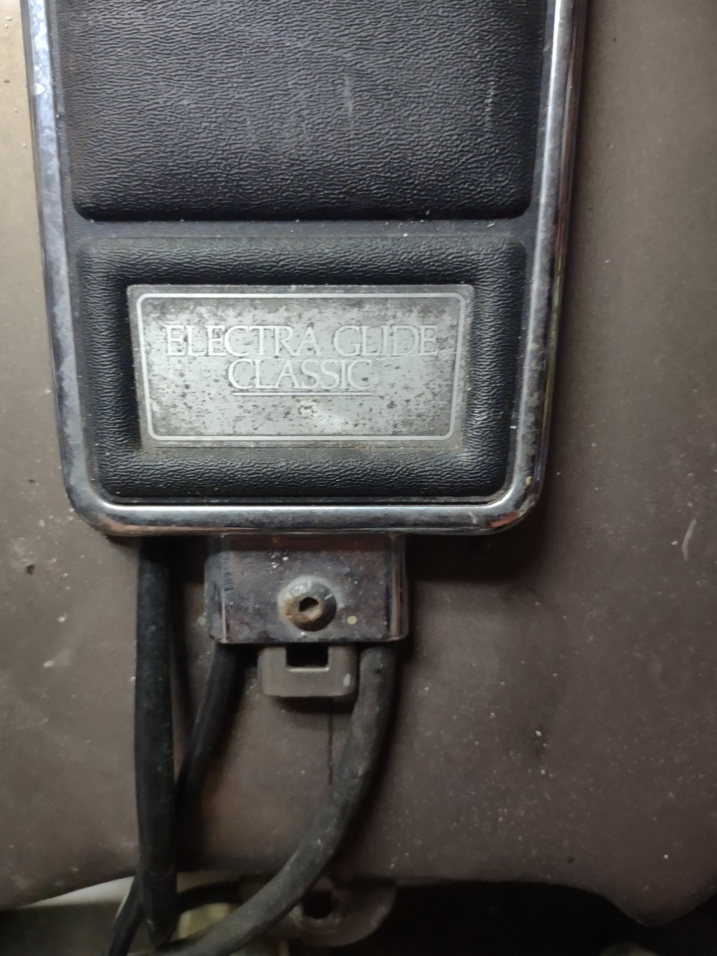 Harley Davidson Electra Glide Classic Gas Tank & Center Console OEM Fuel Petrol