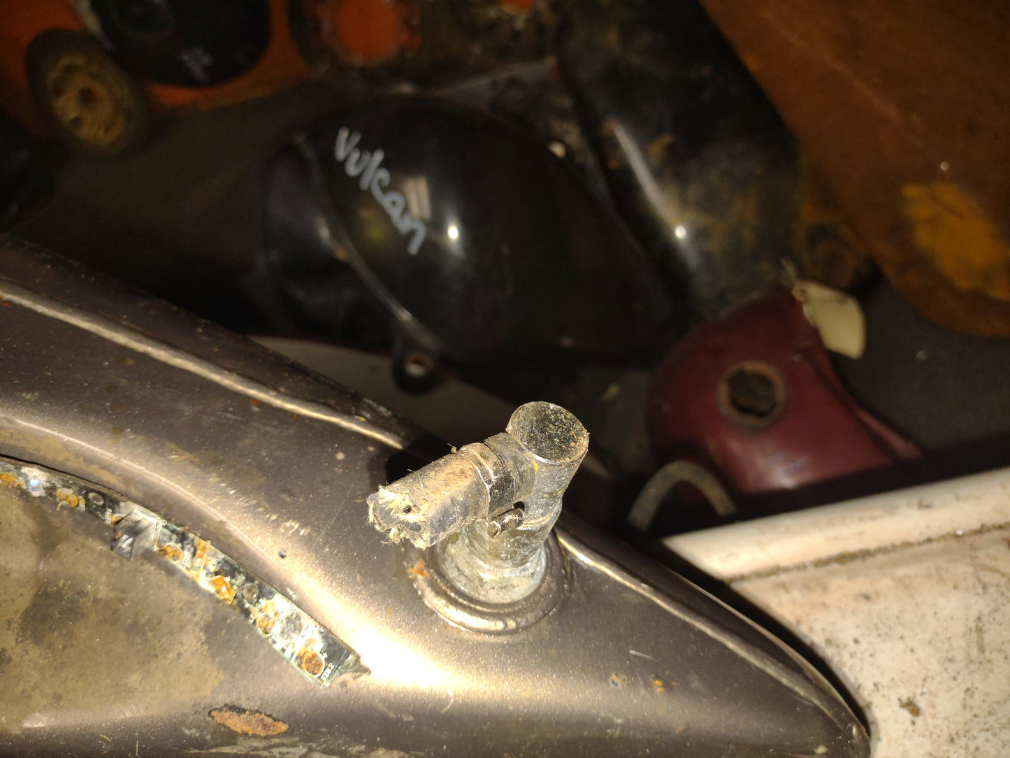 Harley Davidson Electra Glide Classic Gas Tank & Center Console OEM Fuel Petrol