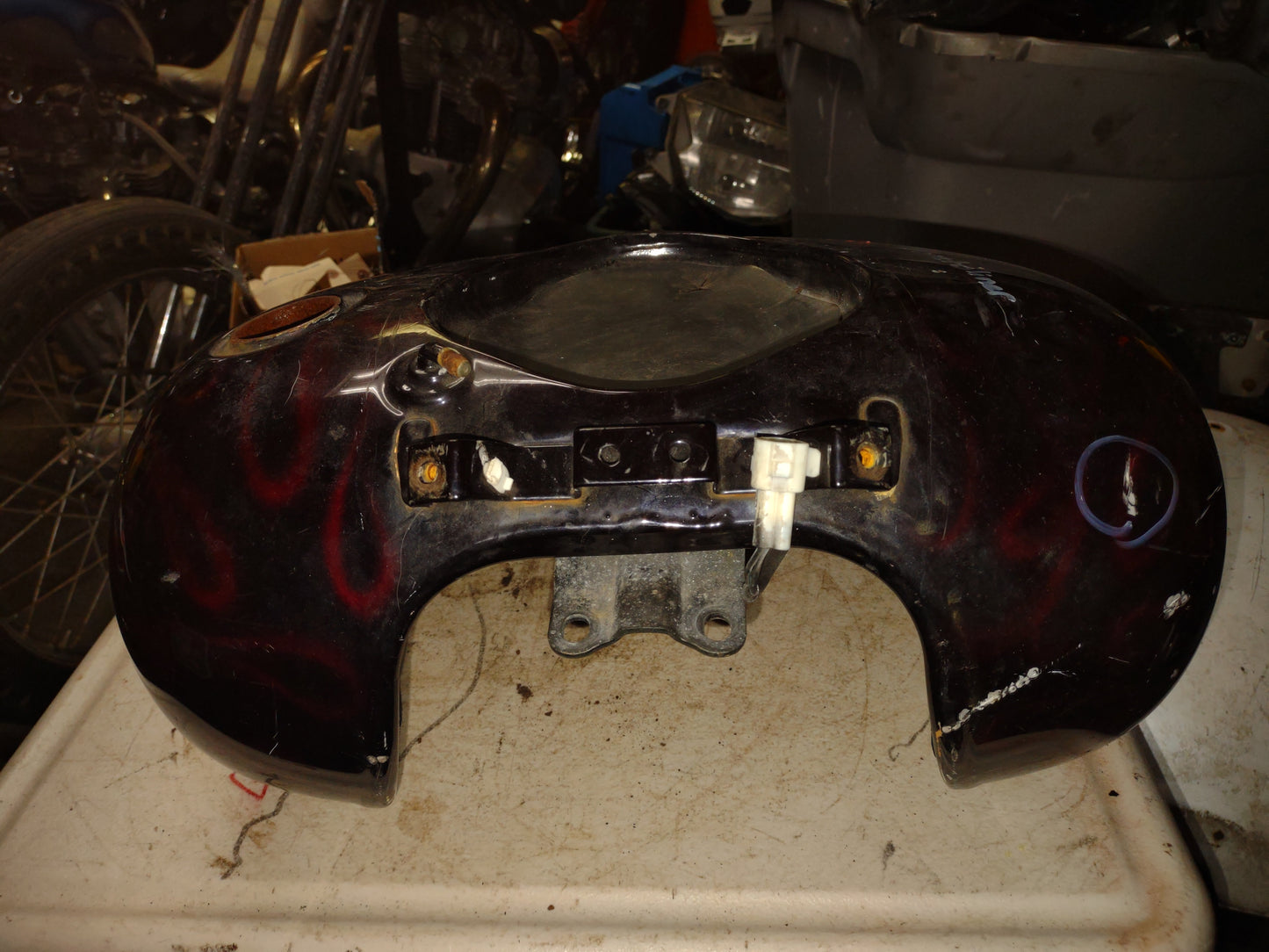06 Yamaha Stratoliner Gas Tank Fuel Petrol Cell Reservoir XV1900A XV1900 XV 1900
