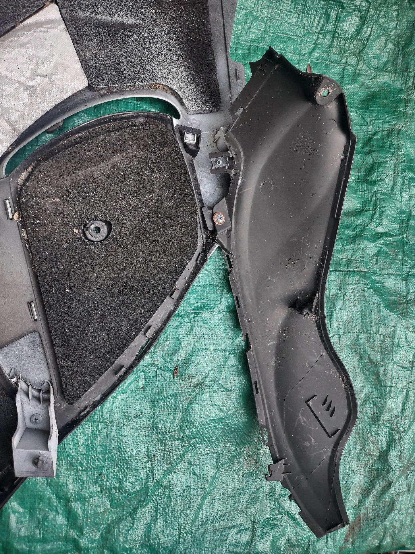 08-20 Gen 2 Suzuki Hayabusa Complete Right Mid Side Fairing Plastic GSX1300R Busa