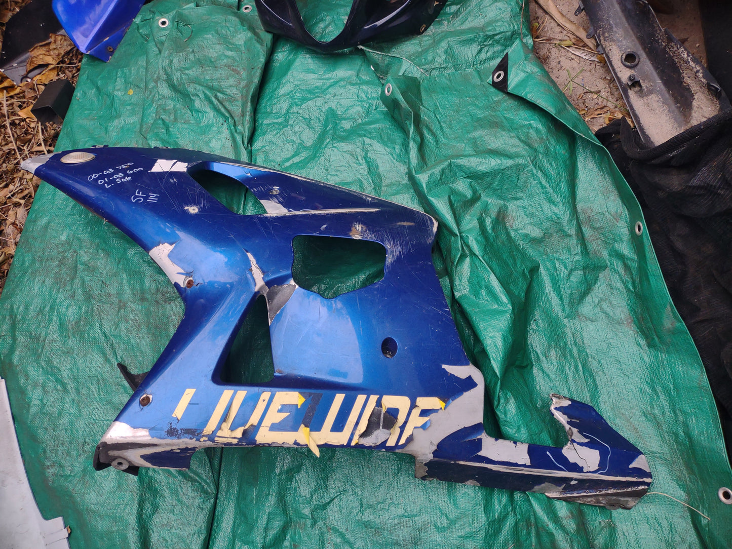 Suzuki GSXR 750 00-03 GSXR 600 01-03 Left Side Mid Fairing Cowl Plastic GSXR600 GSXR750