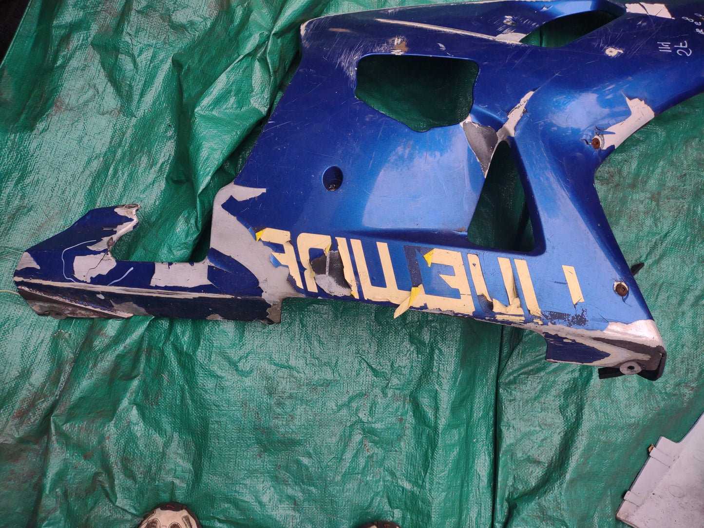 Suzuki GSXR 750 00-03 GSXR 600 01-03 Left Side Mid Fairing Cowl Plastic GSXR600 GSXR750