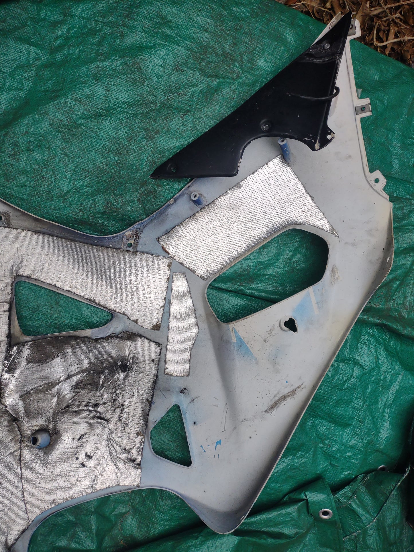 Suzuki GSXR 750 00-03 GSXR 600 01-03 Right Side Mid Fairing Cowl Plastic GSXR600 GSXR750