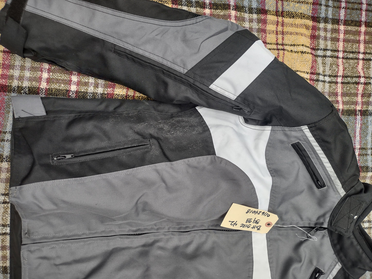 BILT Motorcycle Jacket Size Medium Like New
