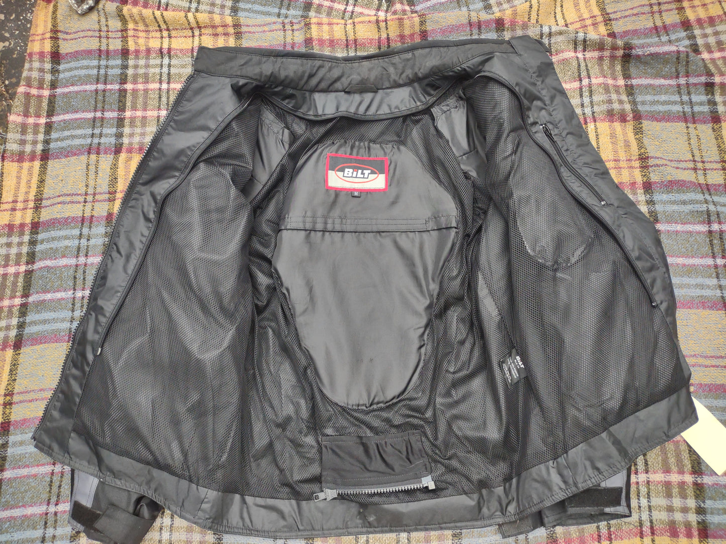 BILT Motorcycle Jacket Size Medium Like New