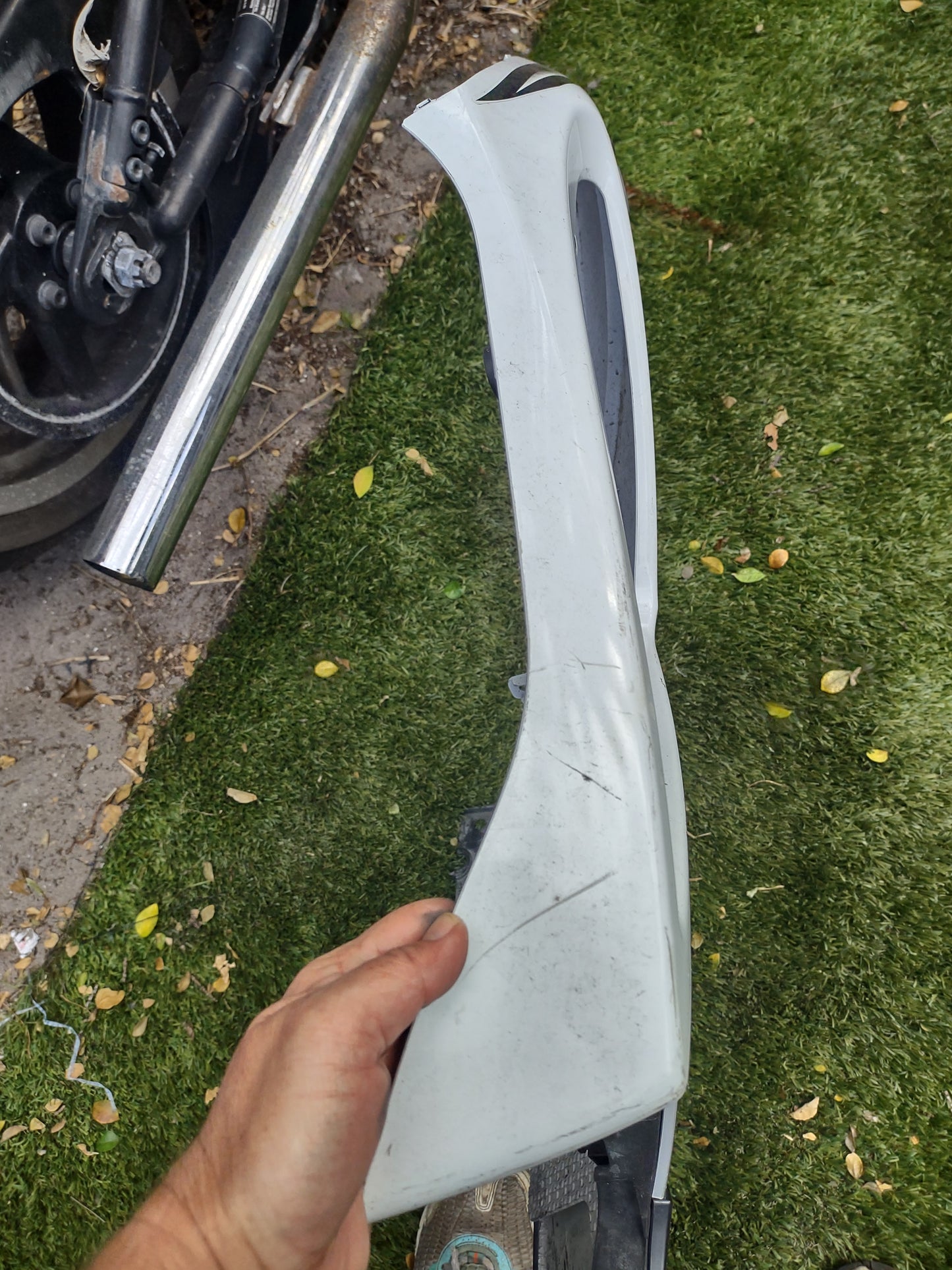 07 08 Suzuki GSXR 1000 Right Side Mid & Lower Fairing Plastic Cowl 94475-21H & 94474-21H