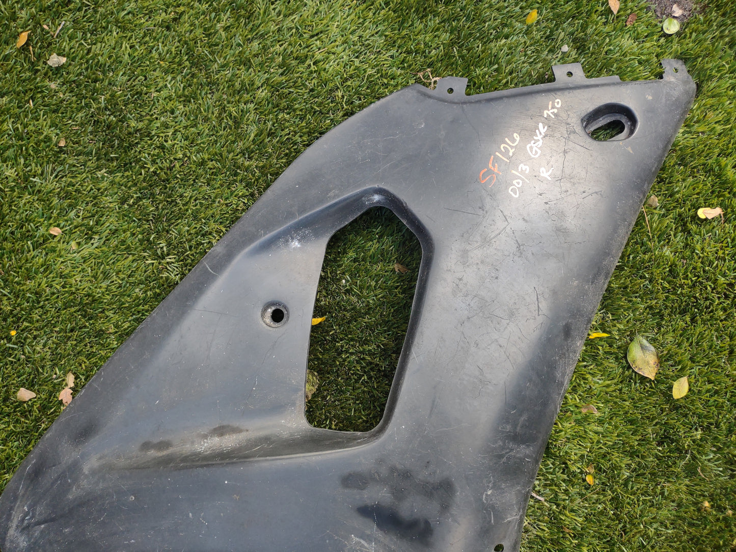 Suzuki GSXR 750 00-03 GSXR 600 01-03 Right Side Mid Fairing Cowl Plastic GSXR600 GSXR750 A/M
