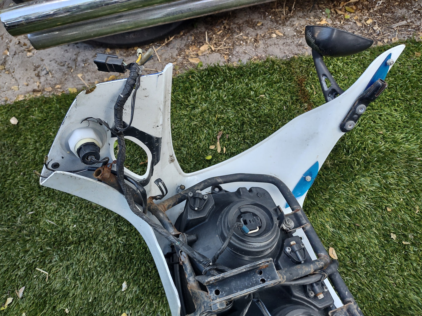96 Suzuki GSXR 1100 Upper Fairing Front Cowl Plastic GSXR1100 Fairing Only