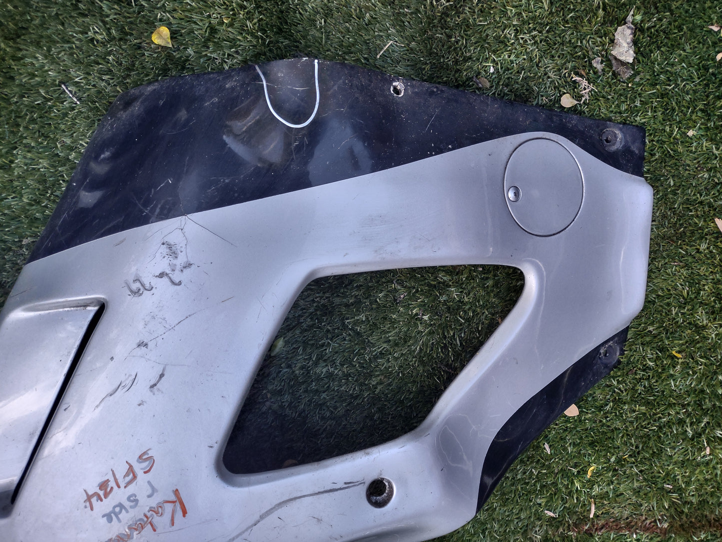 88-96 Suzuki Katana 600 750 Right Side Fairing Cowl Plastic 94431-19C00