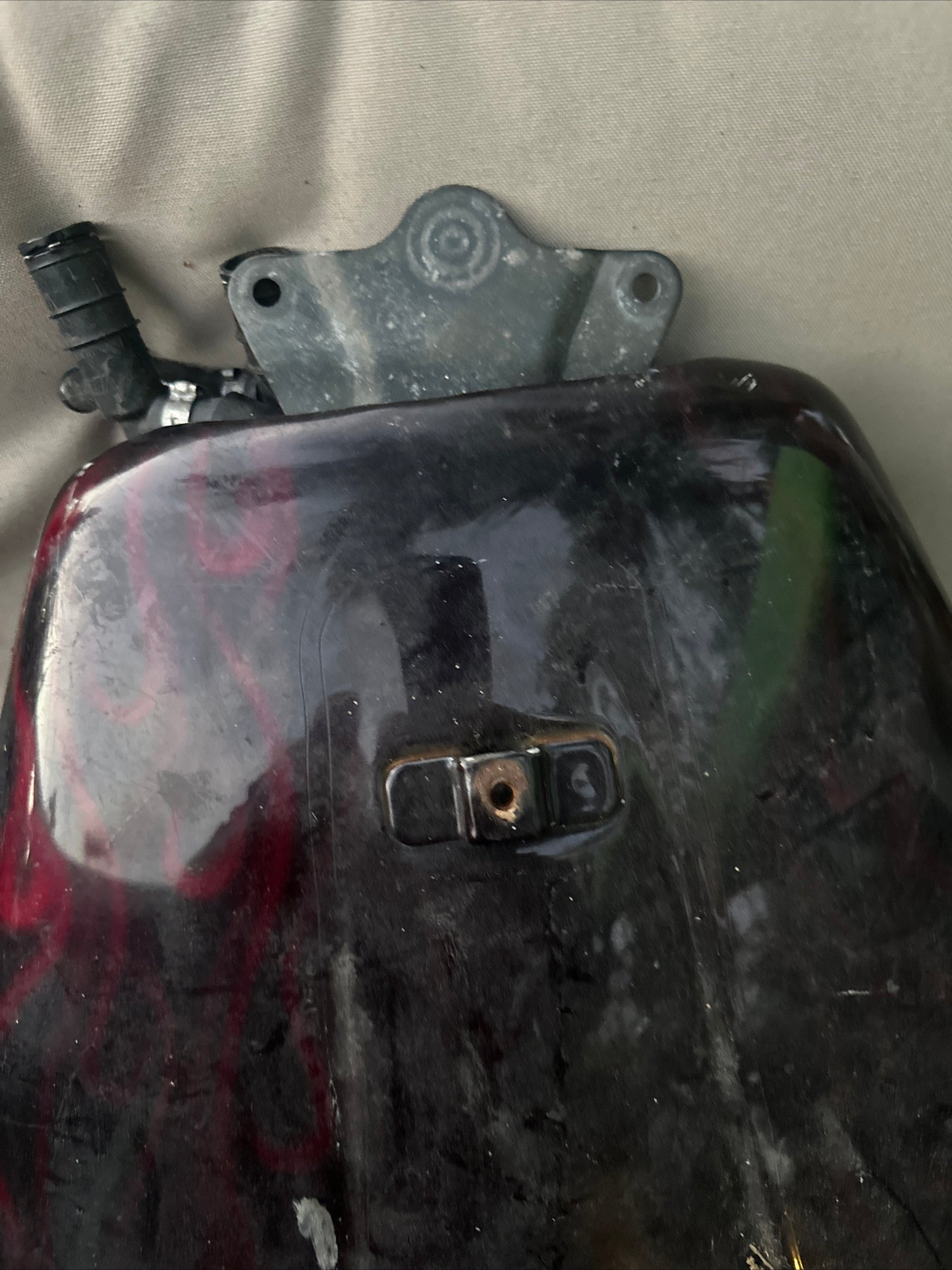 06 Yamaha Stratoliner Gas Tank Fuel Petrol Cell Reservoir XV1900A XV1900 XV 1900